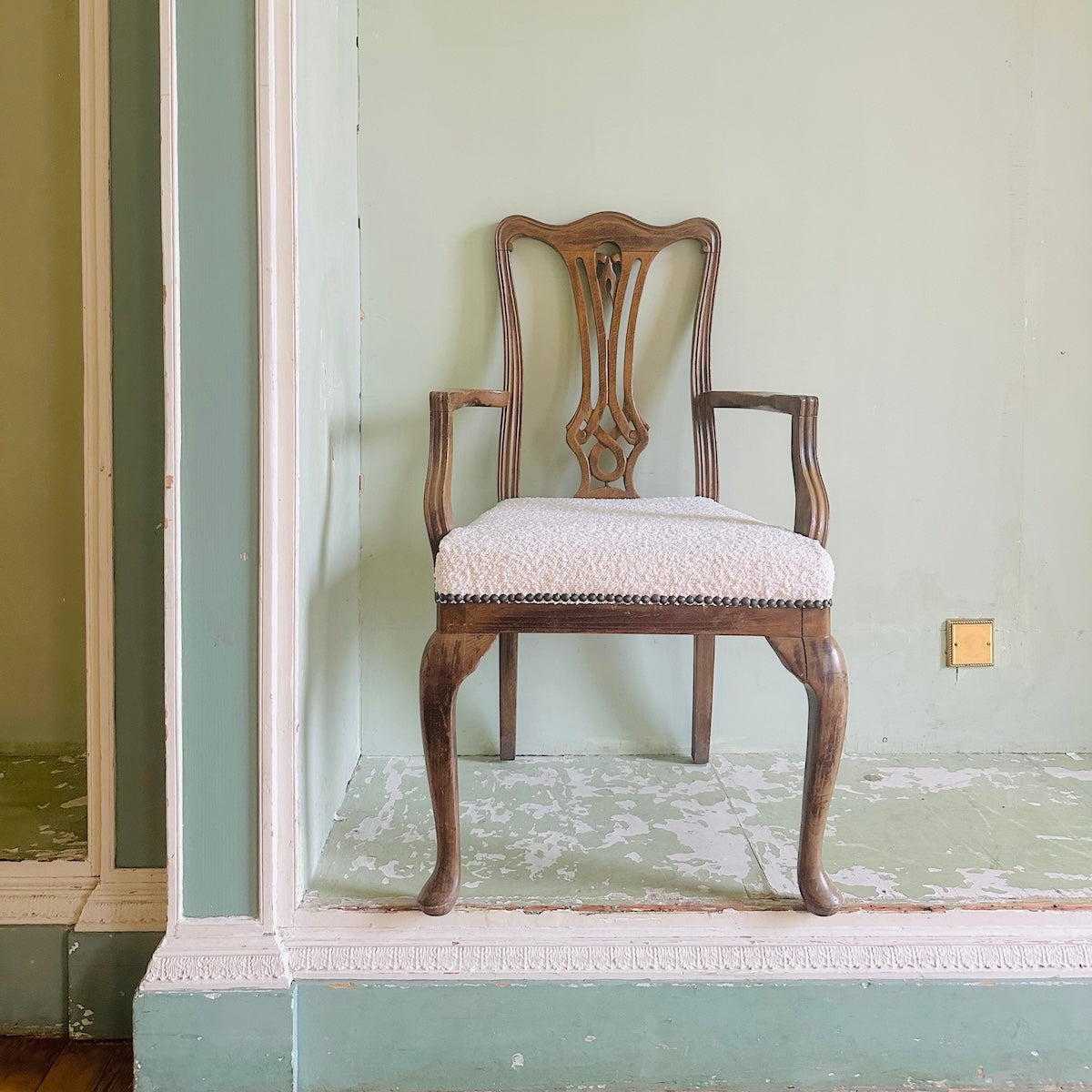 Upholstered Antique Queen Anne Style Carver Oak Chair in Boucle